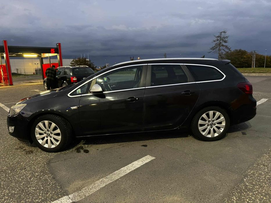 Opel Astra J  1.7 CDTI  2012 Negociabil