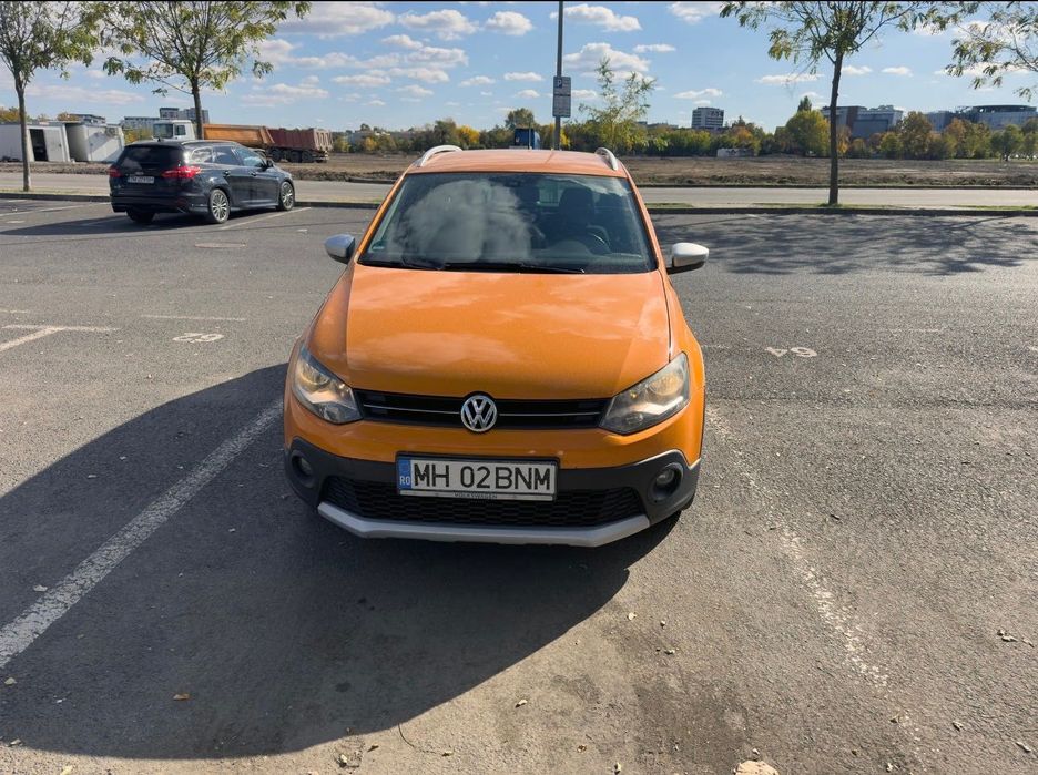 Vând Vw Cross Polo