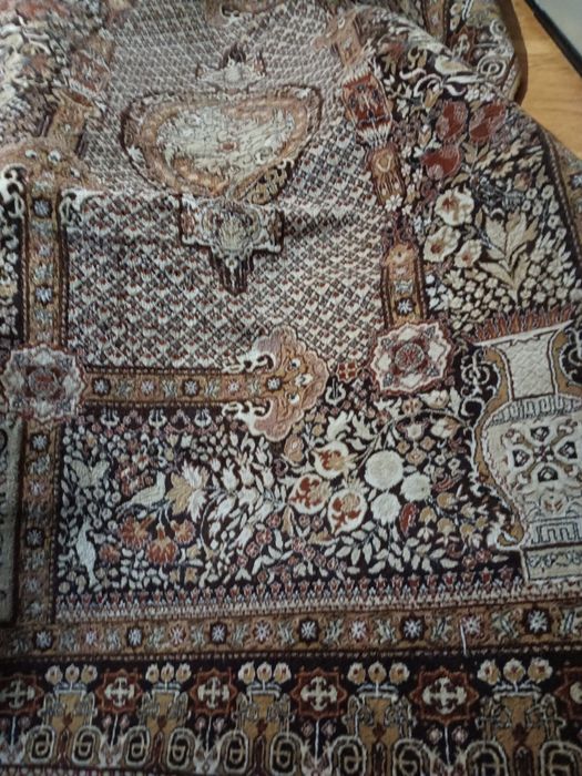 Персийски килим,ползван малко