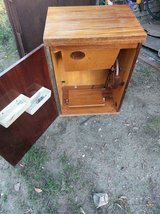Продам швейную машинку