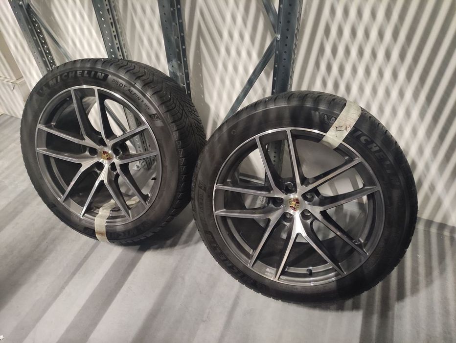 Джанти с гуми 295/40/20 за Porsche