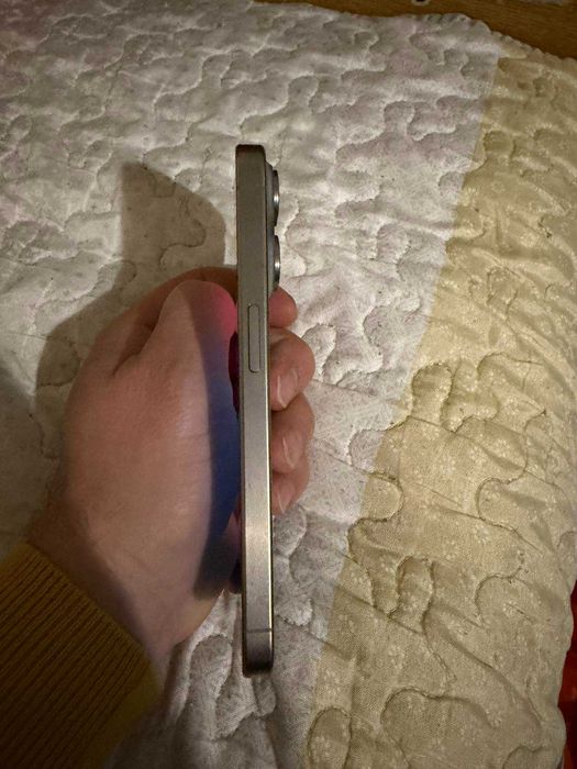 iPHONE 15 PRO, с валидна гаранция