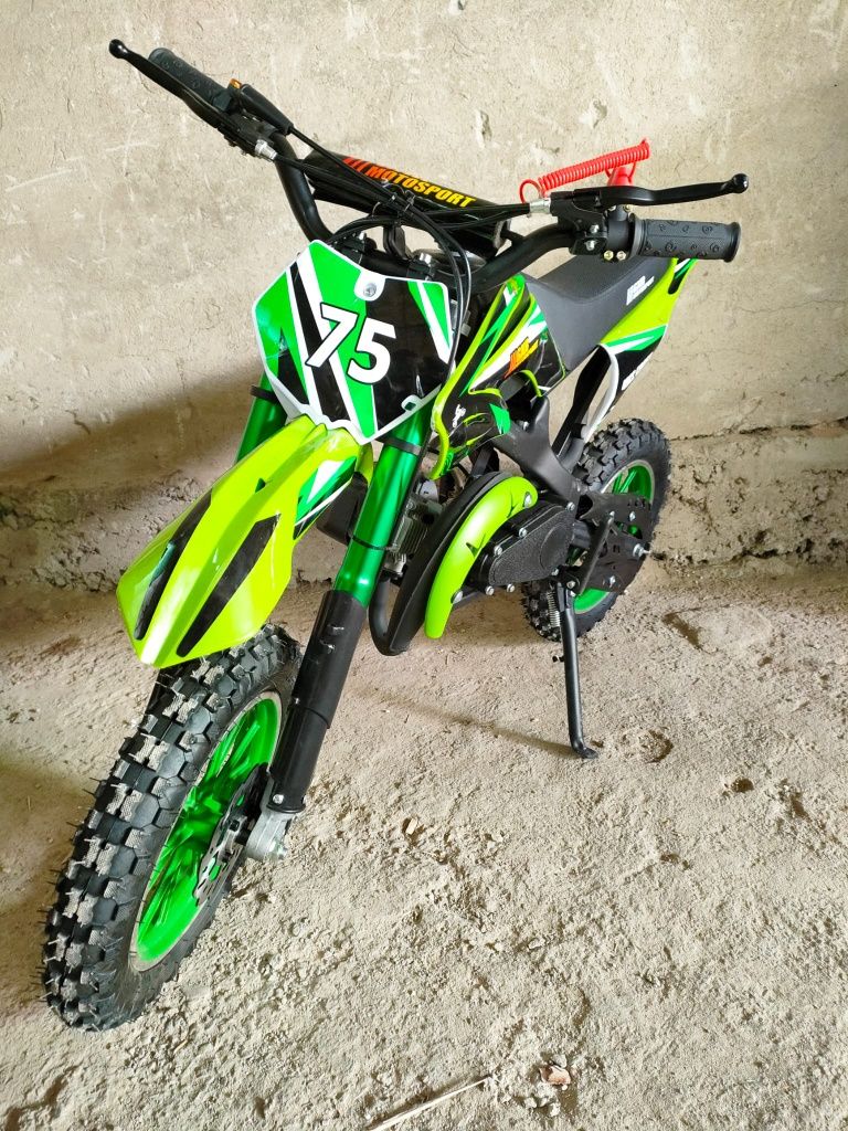 Moto cross poket dirt pit bike adus din Germania cu motor de 49cc