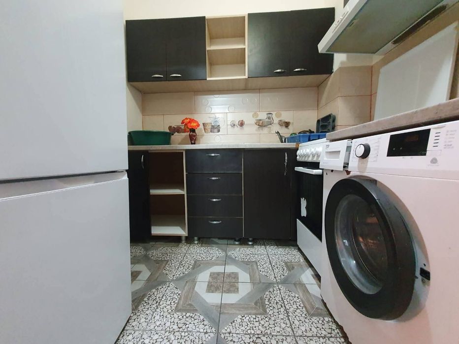 Garsoniera confort 1 in Onesti, zona centrala, et 2.