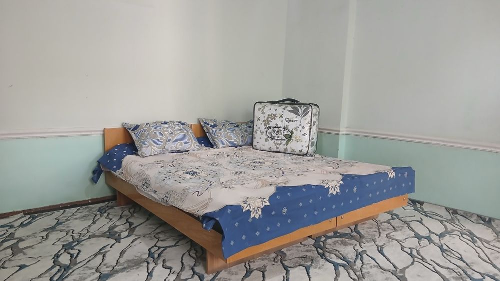 Hovli 1 hona va karidor ijaraga beriladi