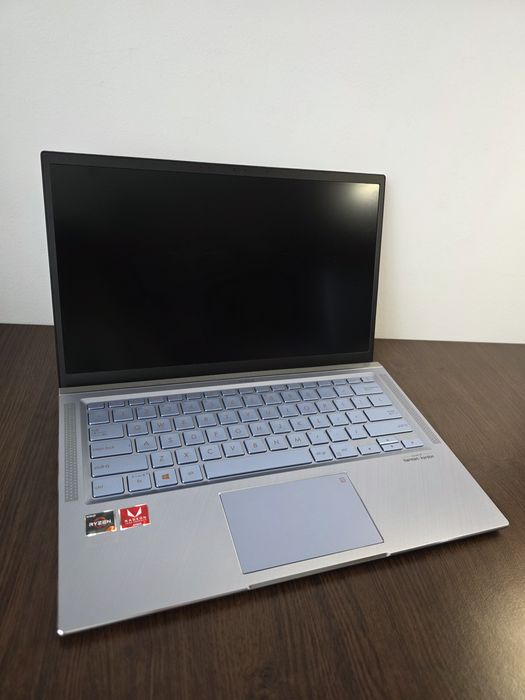 Laptop Asus Zenbook 14" UM431D 16 GB RAM Ryzen 7