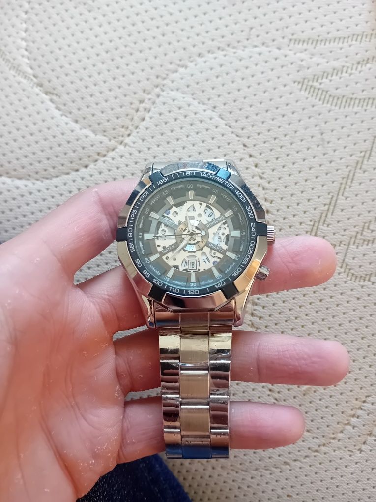Часовници 1 Quartz и 2 SOKI