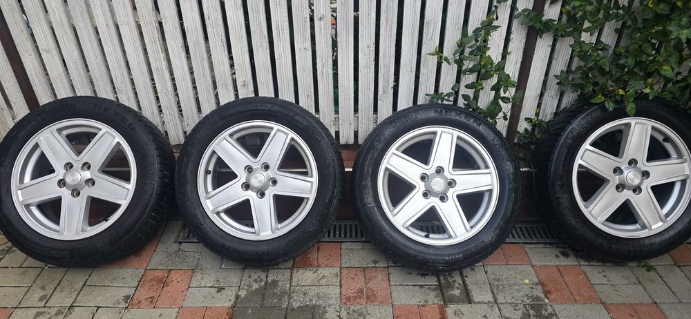 Jante Mitsubishi/ Nissan/ Duster cu anvelope iarna 215 60 R17