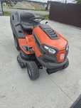 Tractoras Husqvarna TC 242T an 2022