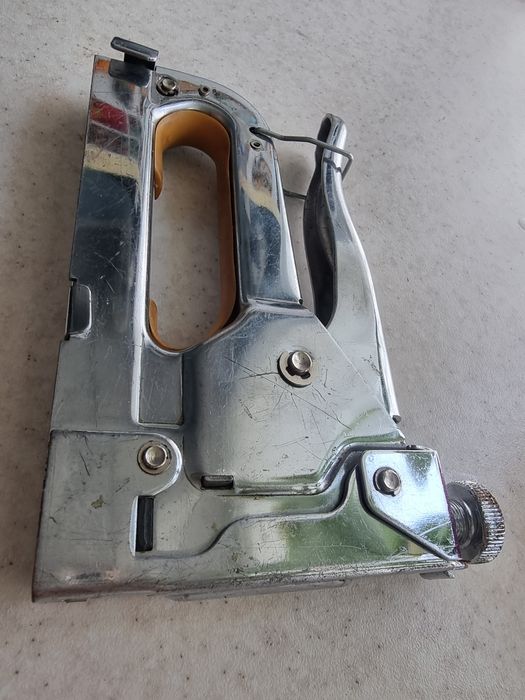 степлер строительный мебельный INTERTEK