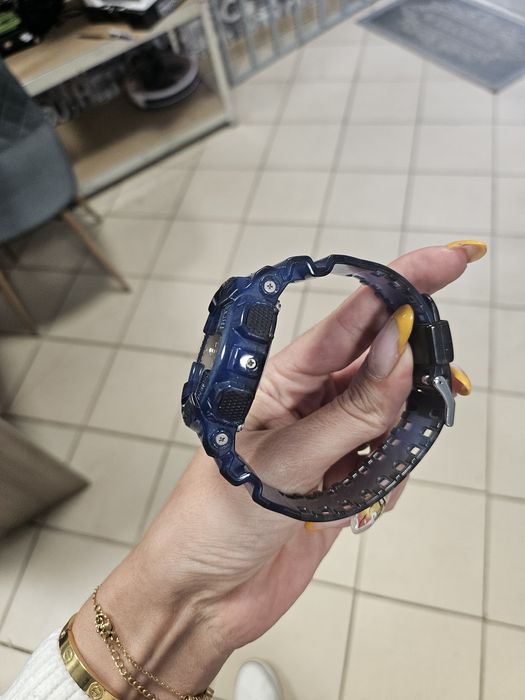 Часовник G-shok оригинален