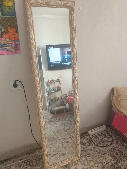 Зеркало напольное