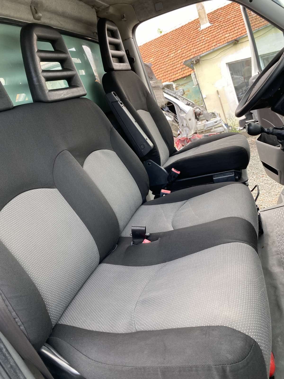 Iveco Daily 35C13 2.2 d 2011г