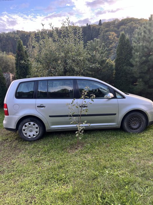Volkswagen Touran 2.0 TDI 2004, motor bun, uzura conform varstei