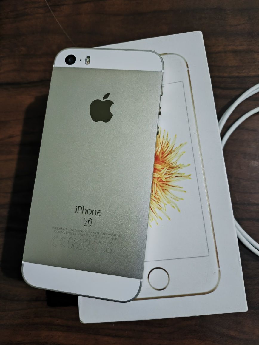 iphone se 2016 ideal 64 gb zalatoy