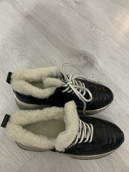 Зимние кроссовки