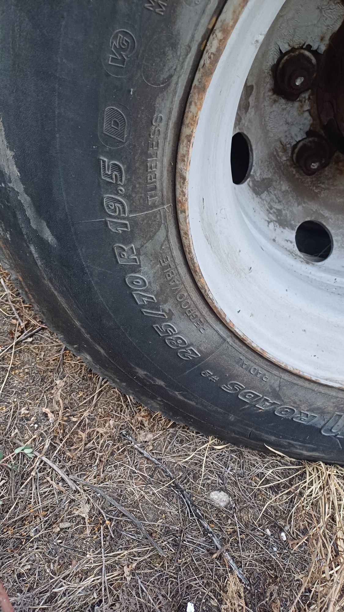 285 70 19.5 Комплект с джанти