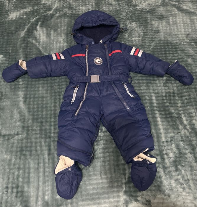 Продам зимний комбинезон трансформер