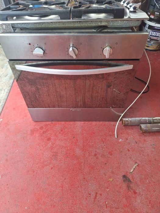 Vand cuptor incorporabil Candy