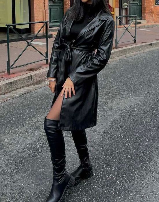 Черно кожено палто