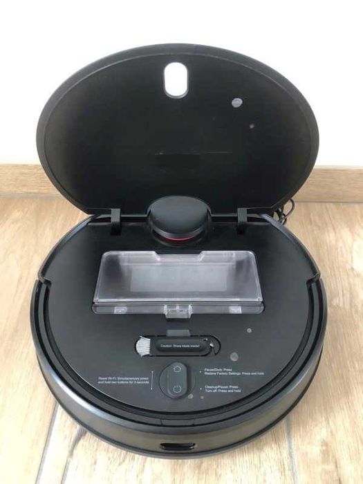 Xiaomi Mi Robot Vacuum Mop P – Черен робот прахосмукачка