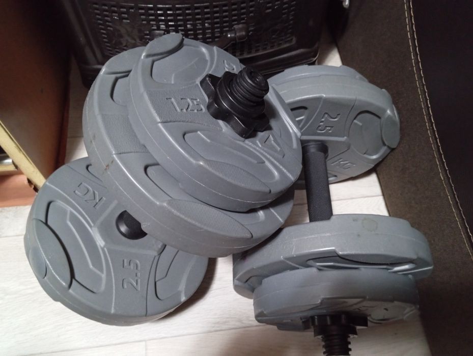 Гантели по ±10 кг