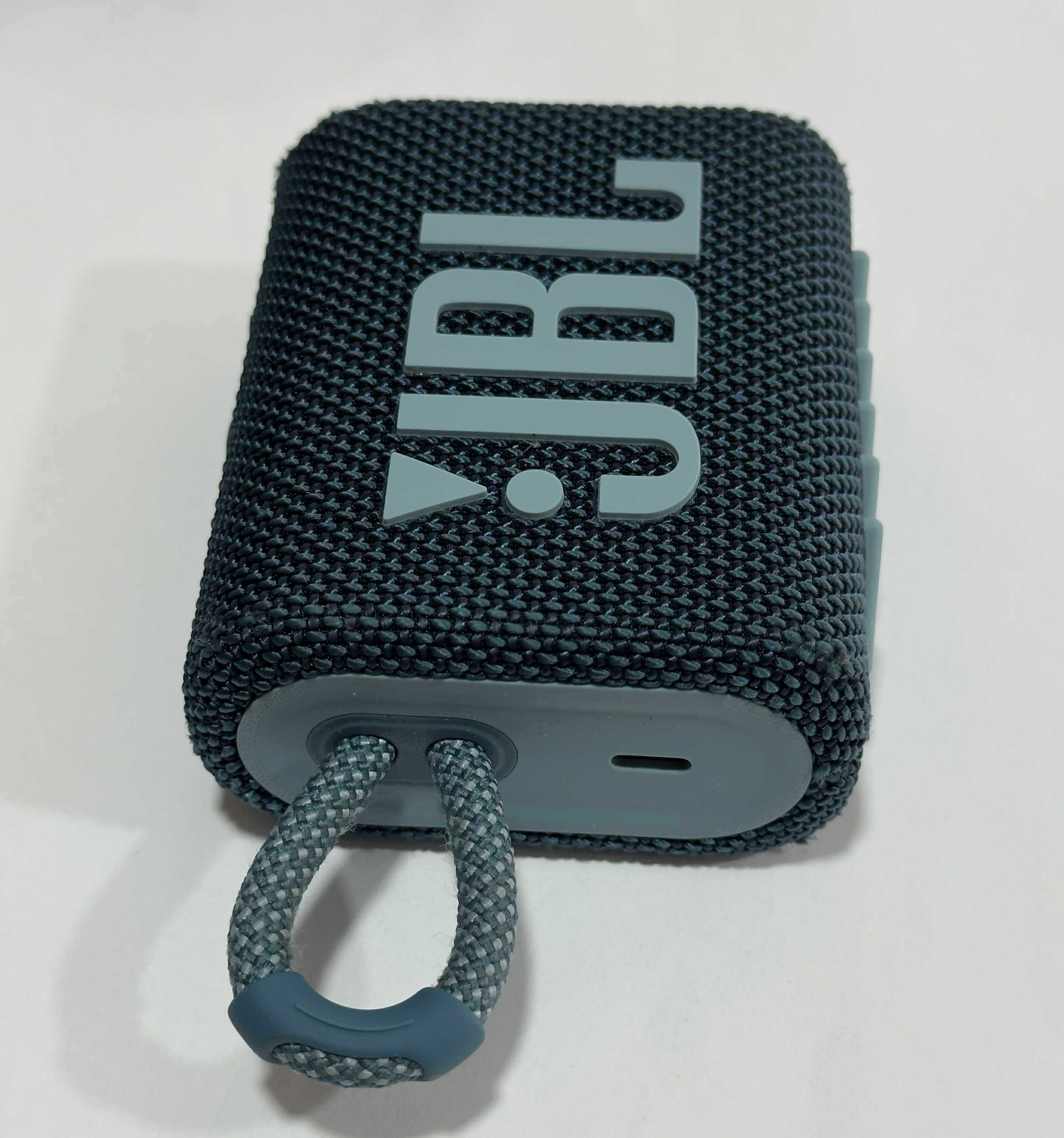 Портативна тонколона JBL GO 3