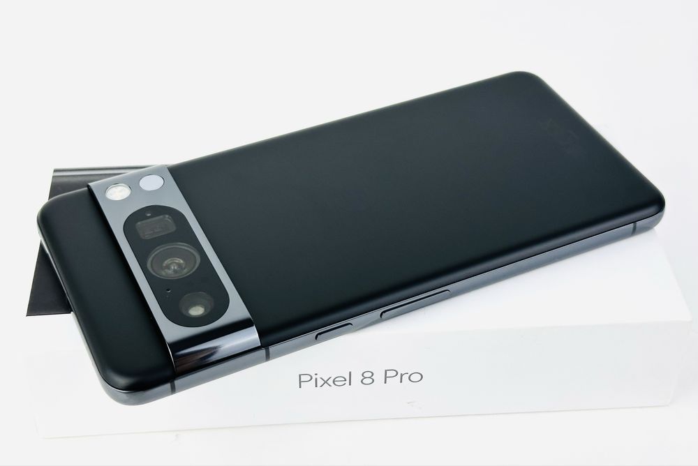 Google Pixel 8 Pro 5G 256GB 12RAM Obsidian Перфектен! Гаранция!