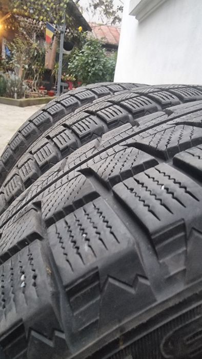 Vand anvelope iarna 245/45 R18