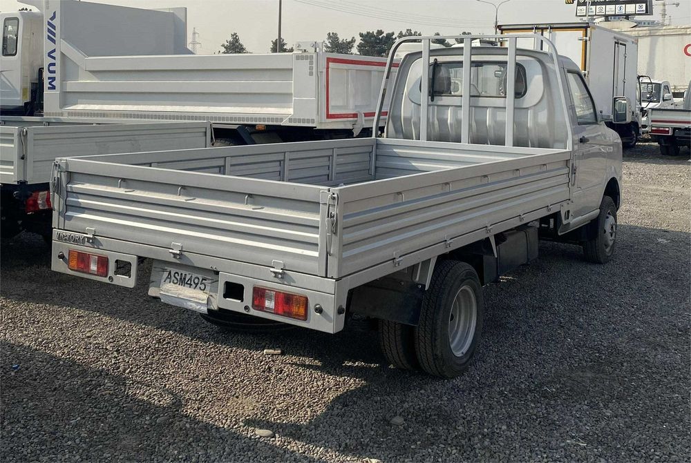 Продаётся мини грузовик VICTORY