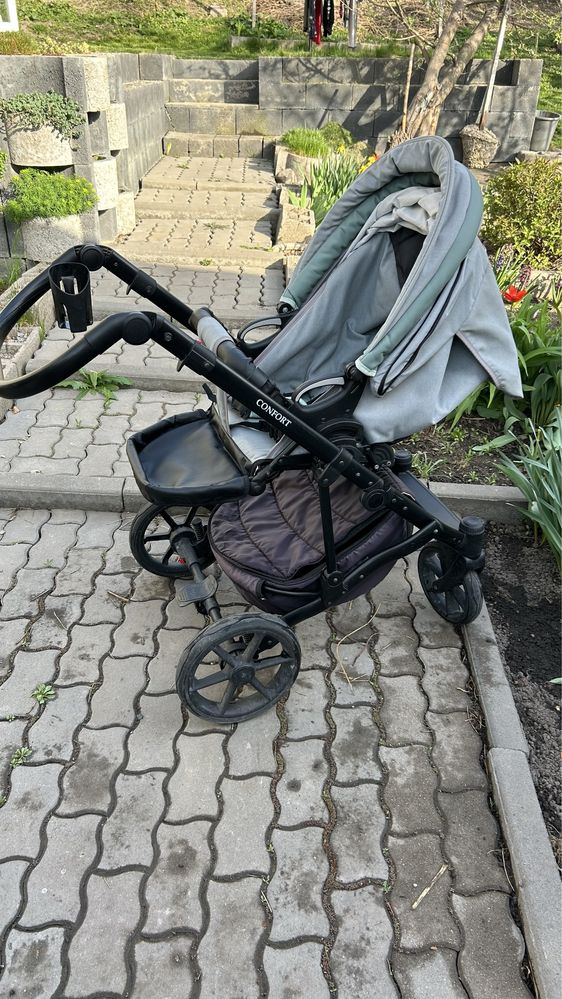 Коляска в отличном состоянии