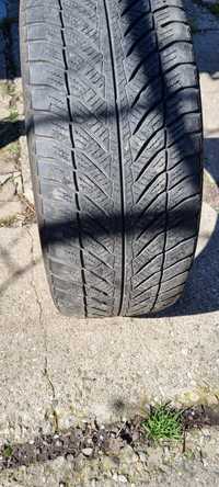 GOODYEAR ULTRAGRIP 8 performance 
245/45 R18 100V