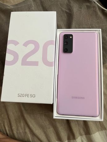 Samsung S20 fe пурпурный
