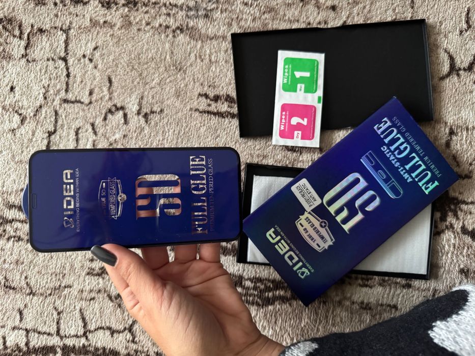 Работещ Iphone 11 PRO с пукнат екран