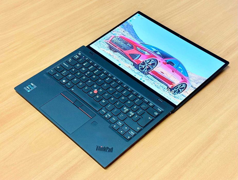 Lenovo X1 Nano G1/ i5-1140G7 / 16GB / 256GB SSD / 2K Touch 100% sRGB