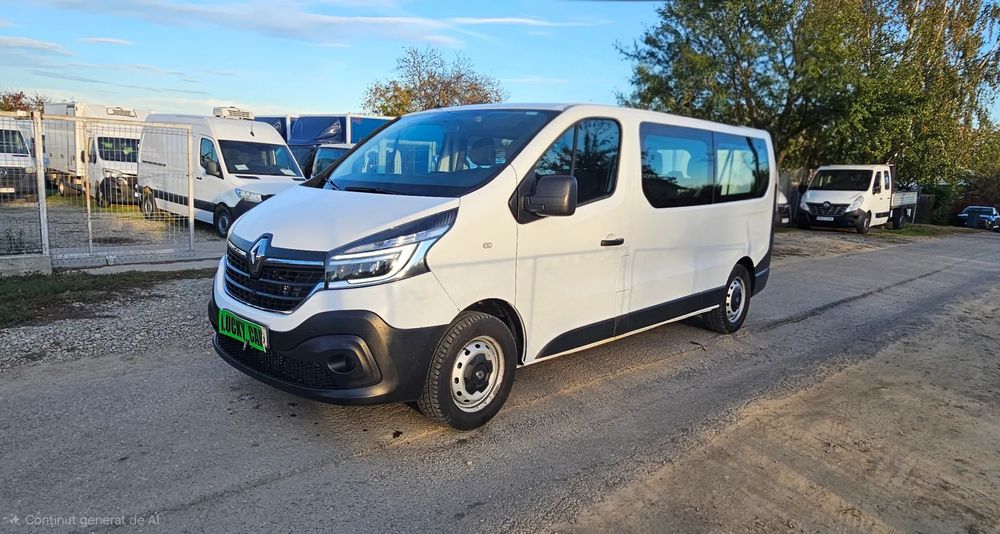 Renault Trafic 8+1 lung / posibilitate leasing