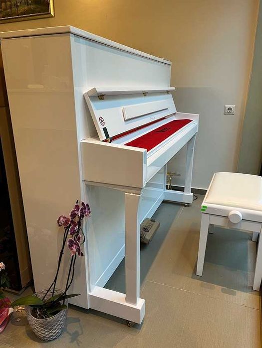 Ново пиано PETROF - P122 N2 продава пиано магазин Мелодия