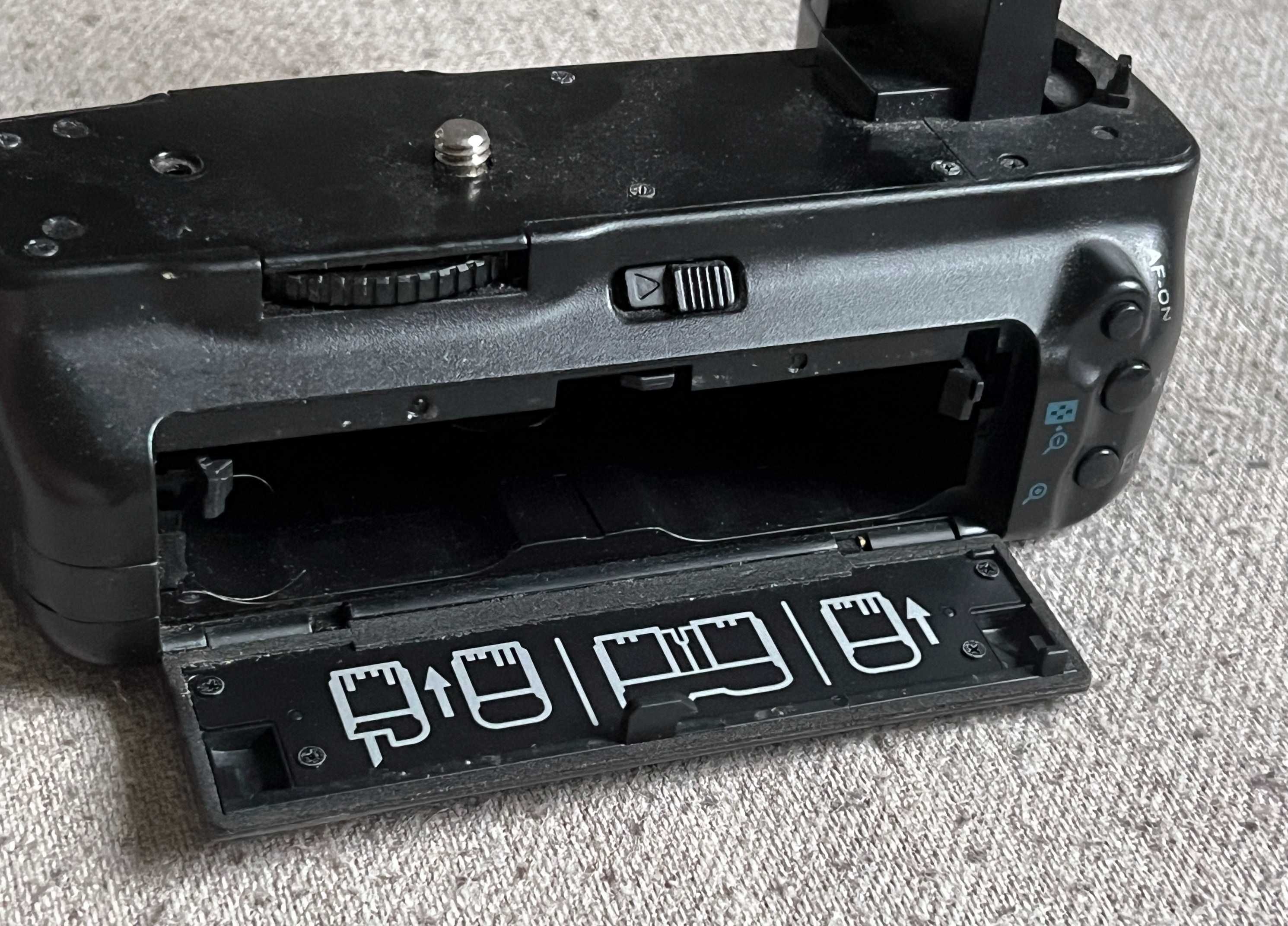 Grip Canon BG-E6 - pentru Canon 5D Mark II