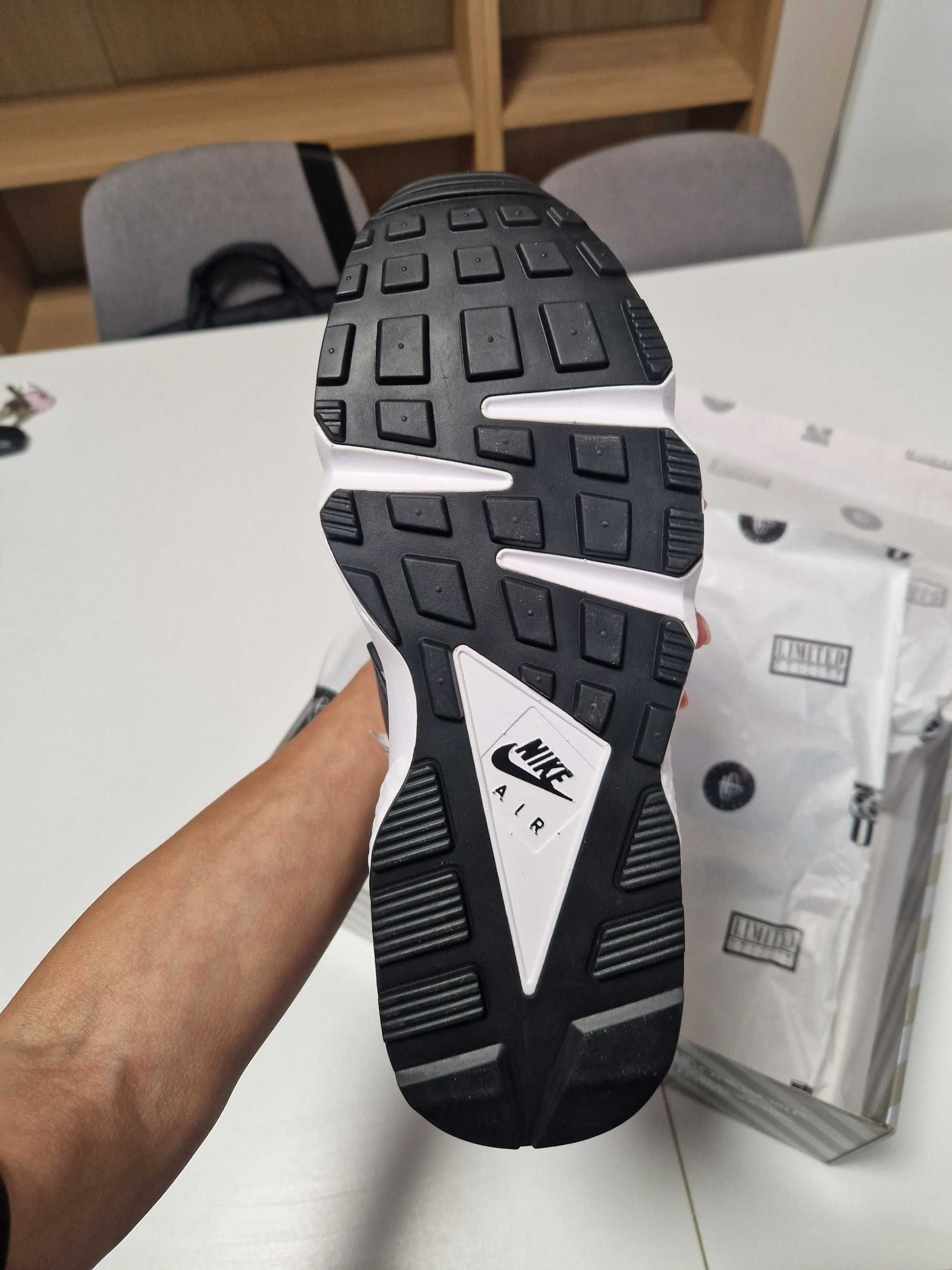 Мъжки маратонки Nike Huarache 44.5