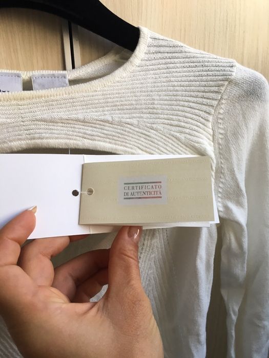 Дамска блуза на известната фирма ARMANI EXCHANGE. Оригинална, нова