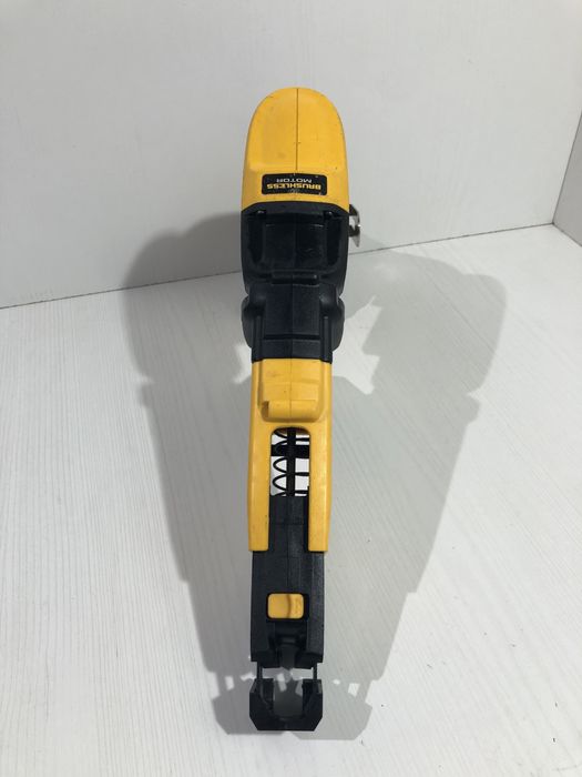Mașină de înșurubat DeWalt DCF 620