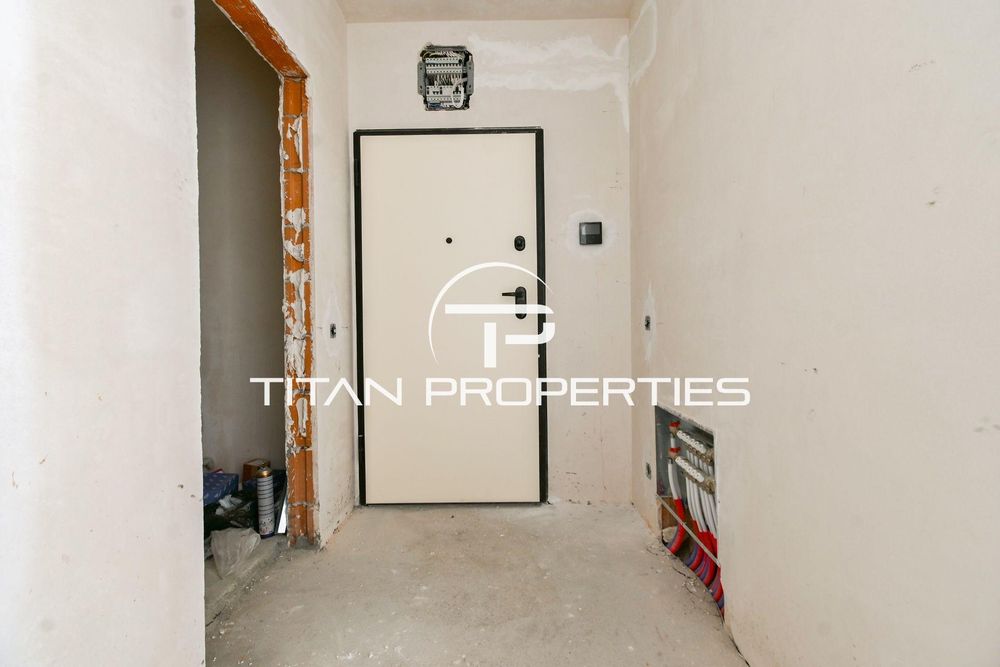 Тристаен,за продажба , ж.к. Красно село