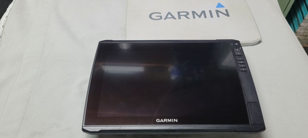 Sonar Garmin Ecomap 122sv