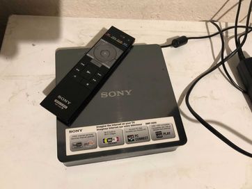Мултимедиен център Sony SMP-N200