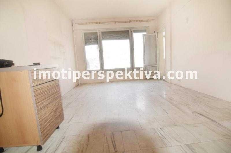Продава се Тристаен апартамент в Пловдив, Кючук Париж - 67 кв.м за 1389 €/кв.м - Снимка #3