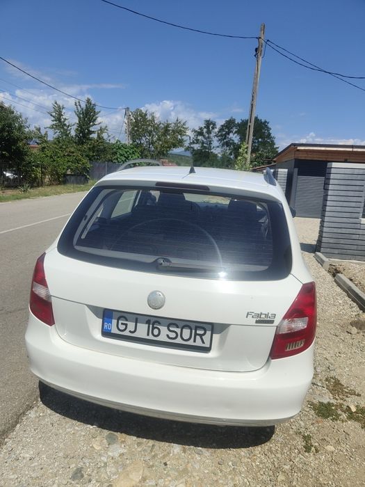 Skoda Fabia fab 2010 motor 1.2+  Gpl ITP  recentă  fiscal proprietar