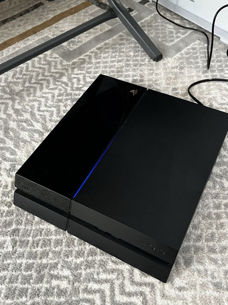 PS4, с диском фифа22