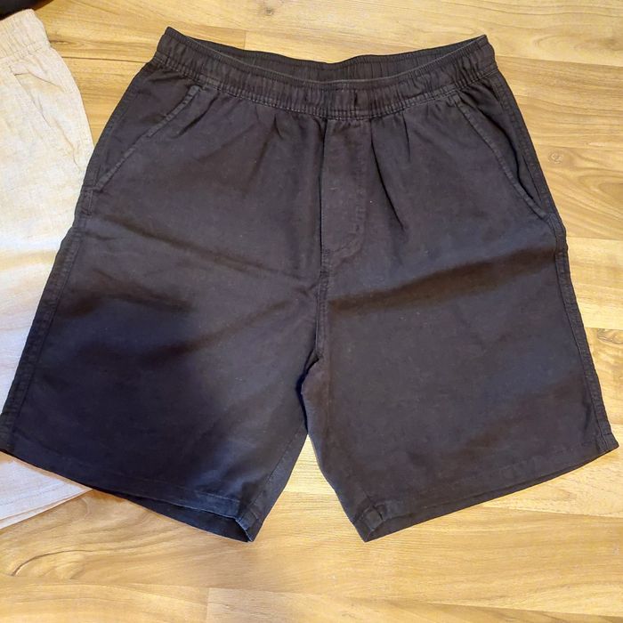 Къси панталонки и блуза за дете на 12-14 г.