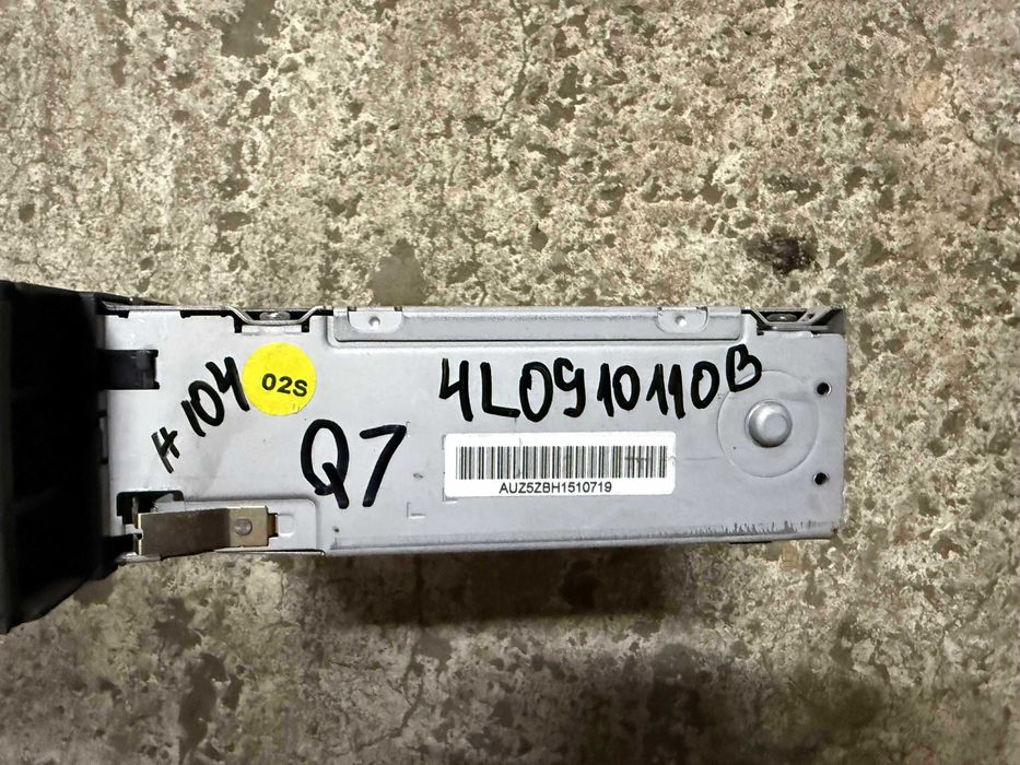 CD Changer за Audi Q7 4L0910110B ном 104
