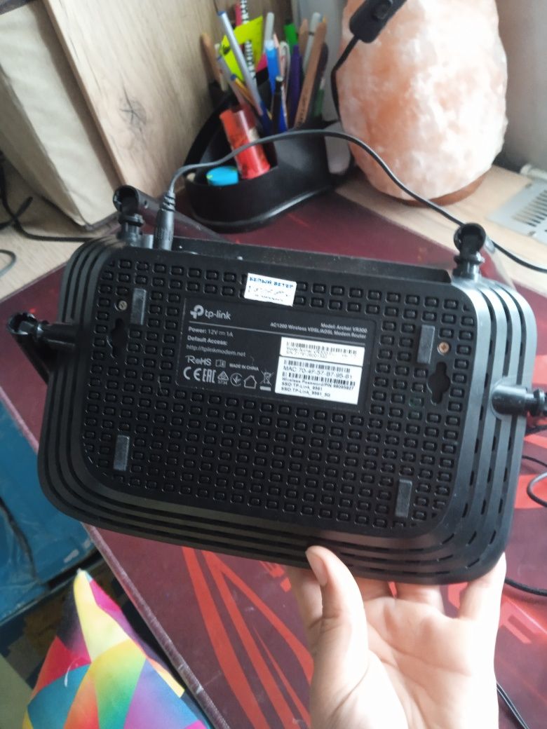 Продам срочно роутэр tp link